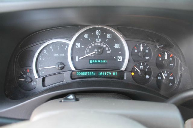 2003 Cadillac Escalade ESV SR5 Sport Utility 4D