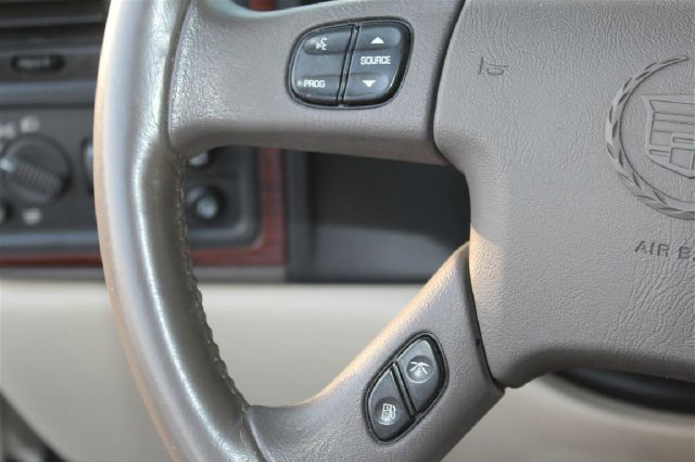 2003 Cadillac Escalade ESV SR5 Sport Utility 4D