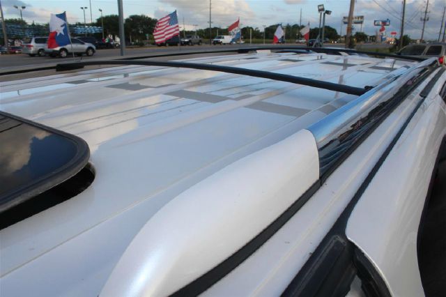 2003 Cadillac Escalade ESV SR5 Sport Utility 4D