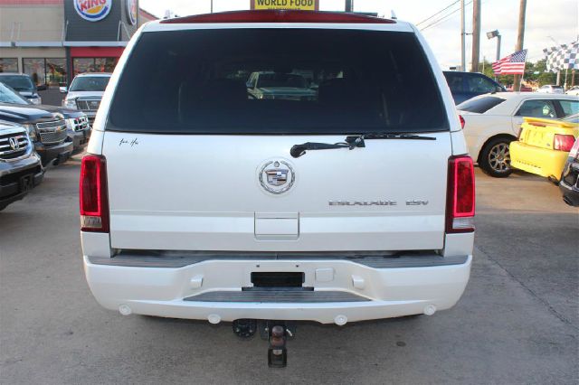 2003 Cadillac Escalade ESV SR5 Sport Utility 4D