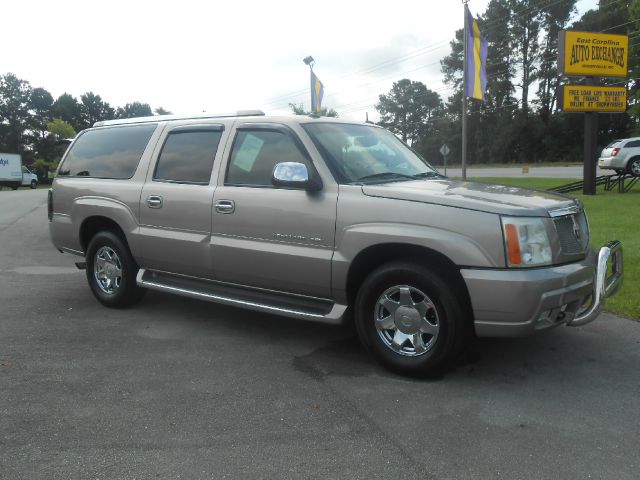 2003 Cadillac Escalade ESV SR5 Sport Utility 4D
