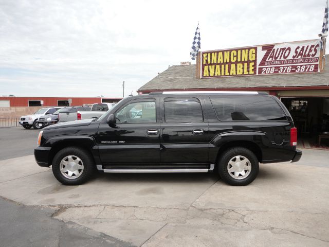 2004 Cadillac Escalade ESV 323ci