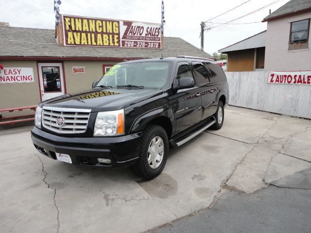 2004 Cadillac Escalade ESV 323ci