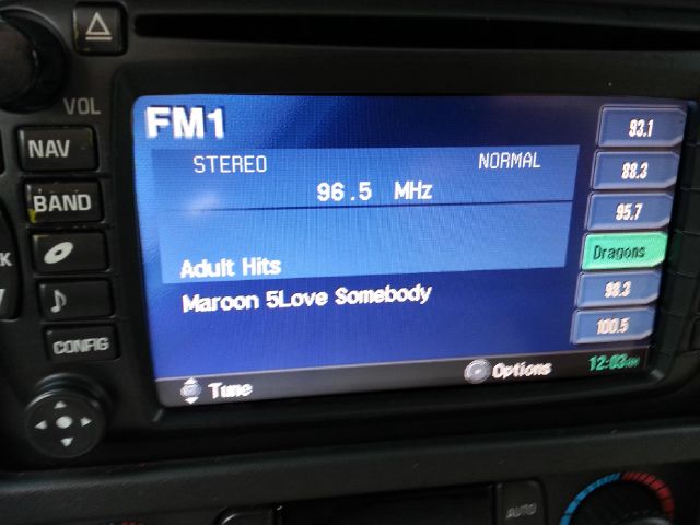 2004 Cadillac Escalade ESV SR5 Sport Utility 4D