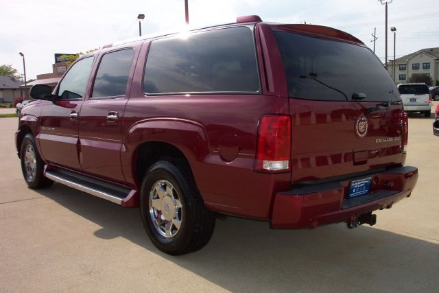 2005 Cadillac Escalade ESV SR5 Sport Utility 4D