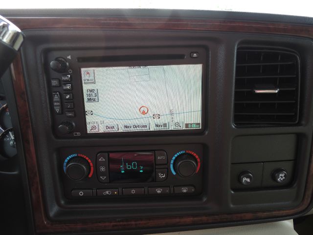 2005 Cadillac Escalade ESV 323ci