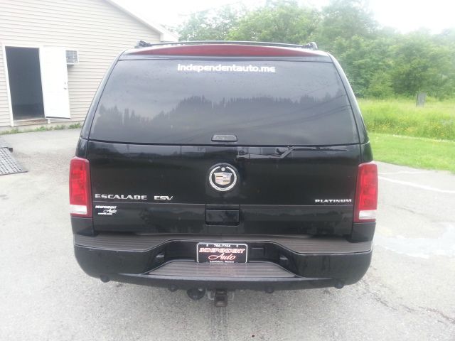 2005 Cadillac Escalade ESV 323ci