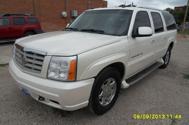 2005 Cadillac Escalade ESV SR5 Sport Utility 4D