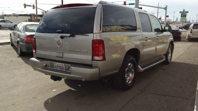 2005 Cadillac Escalade ESV SR5 Sport Utility 4D