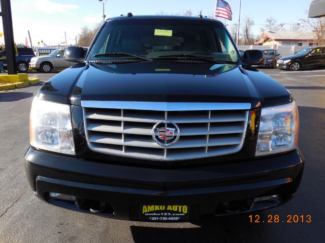2005 Cadillac Escalade ESV SR5 Sport Utility 4D