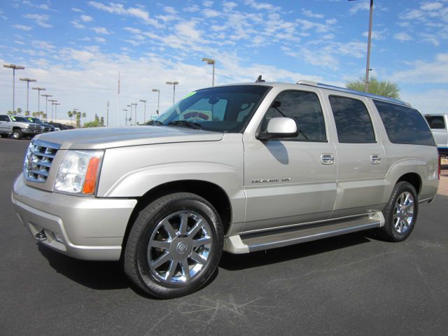 2006 Cadillac Escalade ESV SR5 Sport Utility 4D