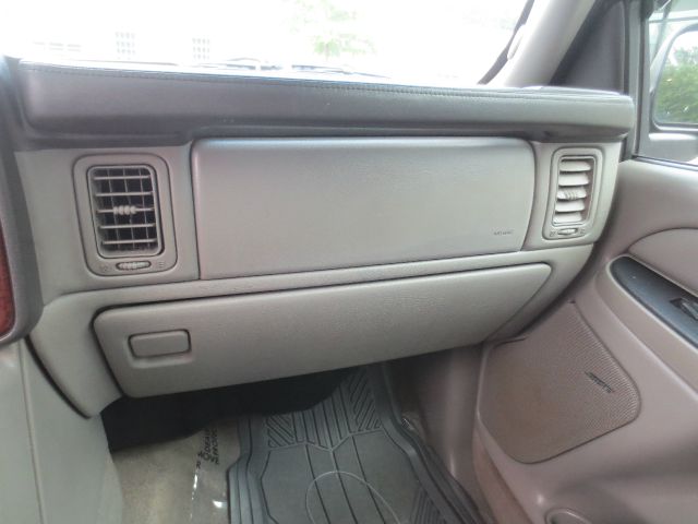 2006 Cadillac Escalade ESV SR5 Sport Utility 4D