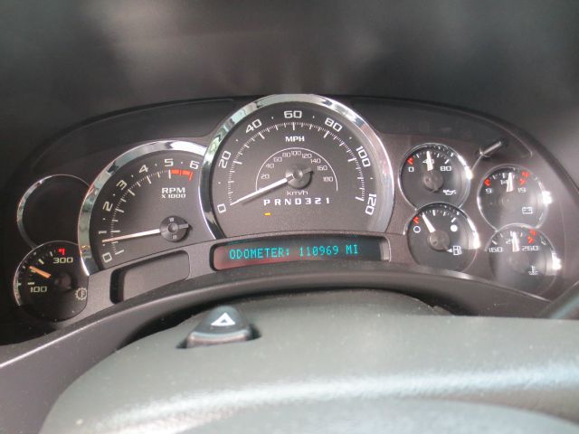 2006 Cadillac Escalade ESV SR5 Sport Utility 4D