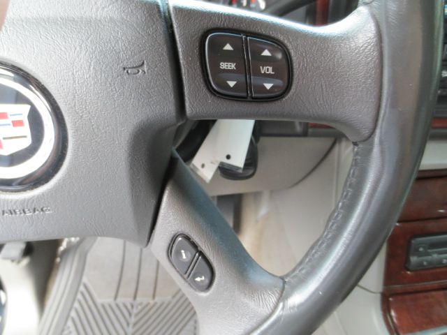 2006 Cadillac Escalade ESV SR5 Sport Utility 4D