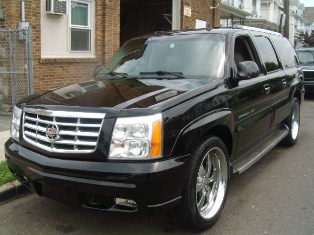 2006 Cadillac Escalade ESV SR5 Sport Utility 4D