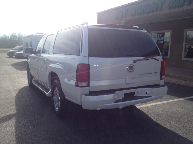 2006 Cadillac Escalade ESV EX - DUAL Power Doors