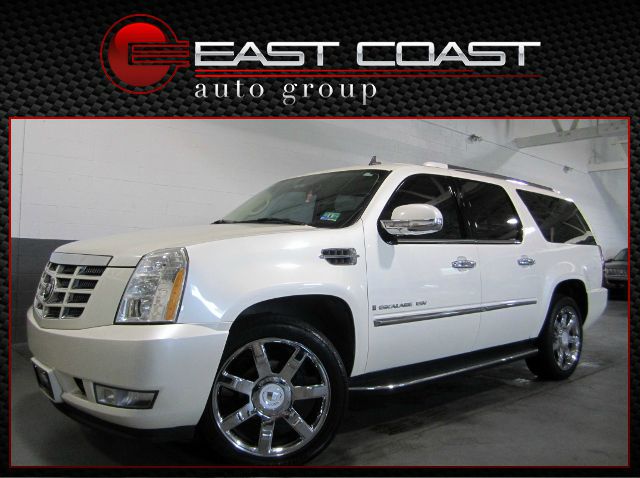 2007 Cadillac Escalade ESV SR5 Sport Utility 4D