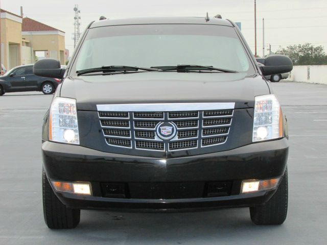 2007 Cadillac Escalade ESV SR5 Sport Utility 4D