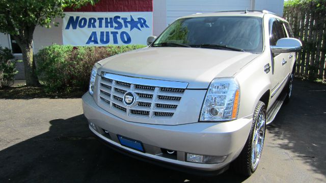 2007 Cadillac Escalade ESV SR5 Sport Utility 4D
