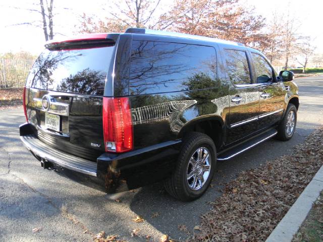 2007 Cadillac Escalade ESV EX - DUAL Power Doors