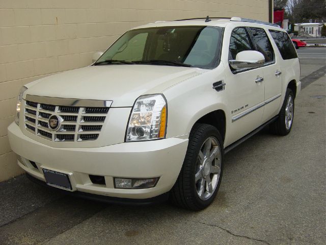 2007 Cadillac Escalade ESV SR5 Sport Utility 4D