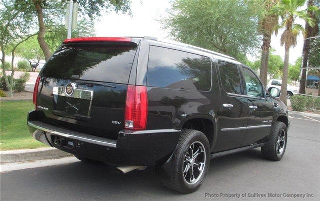 2007 Cadillac Escalade ESV Silver Shadow Long Wheelbase
