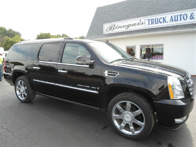 2007 Cadillac Escalade ESV SR5 Sport Utility 4D