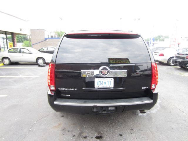 2007 Cadillac Escalade ESV SR5 Sport Utility 4D