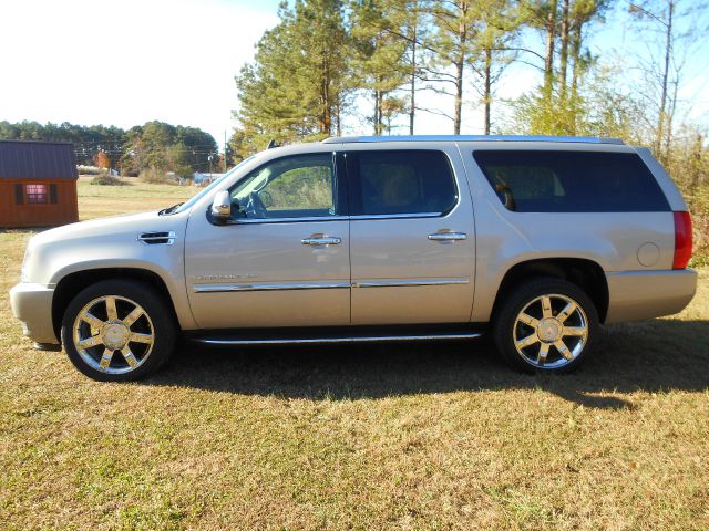 2008 Cadillac Escalade ESV SR5 Sport Utility 4D