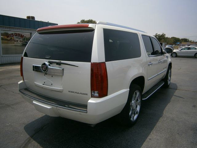 2008 Cadillac Escalade ESV SR5 Sport Utility 4D