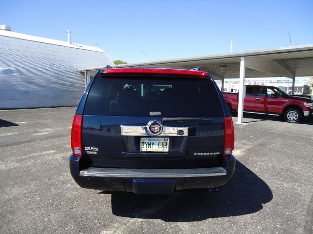 2009 Cadillac Escalade ESV XLT 4X4 Diesel BAD Credit OK