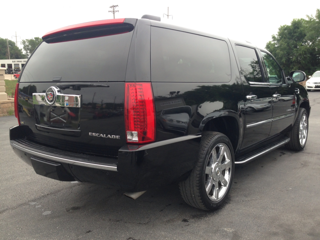 2009 Cadillac Escalade ESV 323ci