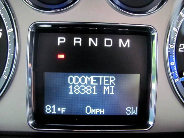 2010 Cadillac Escalade ESV GT WITH Leather And Sunroof