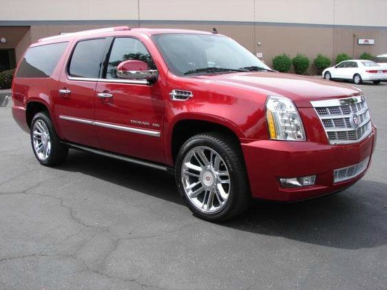 2013 Cadillac Escalade ESV GL I4 Manual