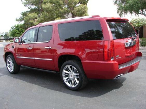 2013 Cadillac Escalade ESV GL I4 Manual