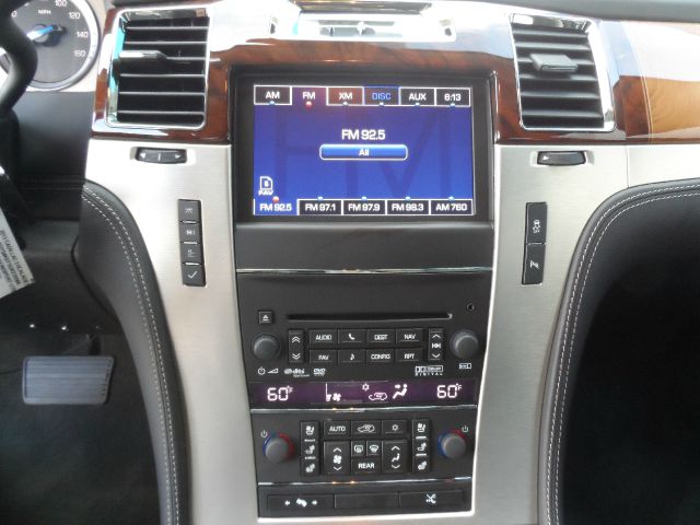 2013 Cadillac Escalade ESV GL I4 Manual