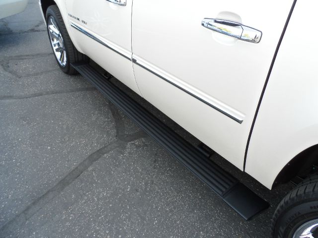 2013 Cadillac Escalade ESV GL I4 Manual