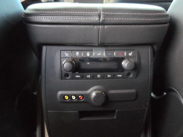 2013 Cadillac Escalade ESV GL I4 Manual