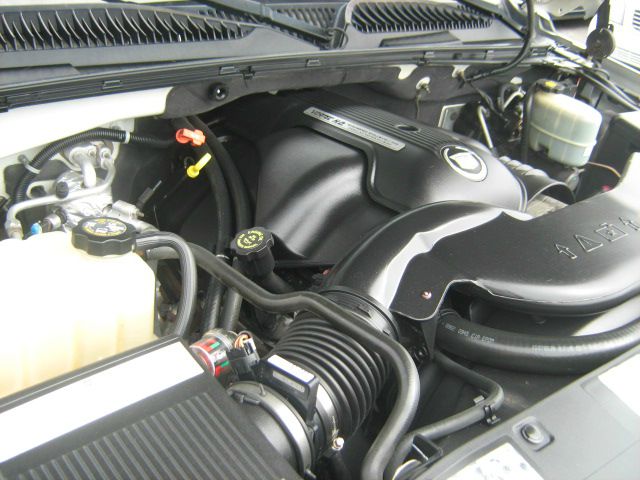 2002 Cadillac Escalade EXT Tech With Rear Entertainment