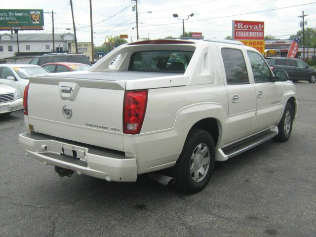 2002 Cadillac Escalade EXT Tech With Rear Entertainment