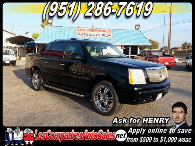 2002 Cadillac Escalade EXT Tech With Rear Entertainment