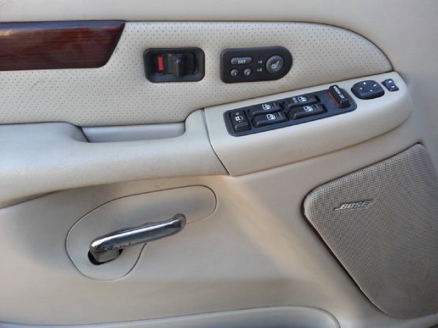 2002 Cadillac Escalade EXT Tech With Rear Entertainment