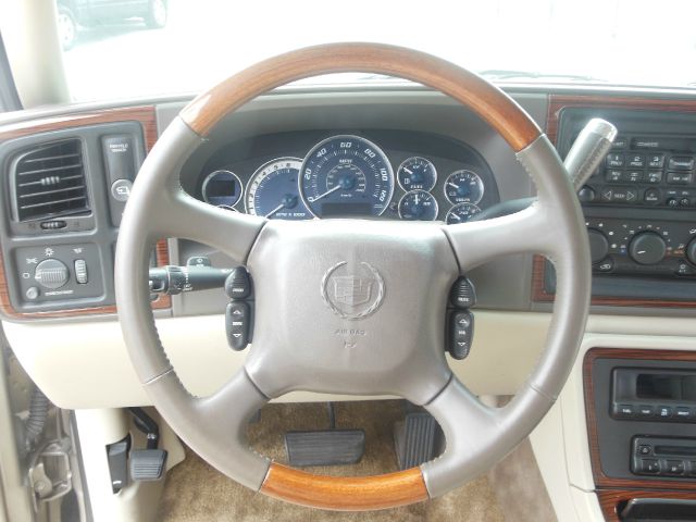 2002 Cadillac Escalade EXT Tech With Rear Entertainment
