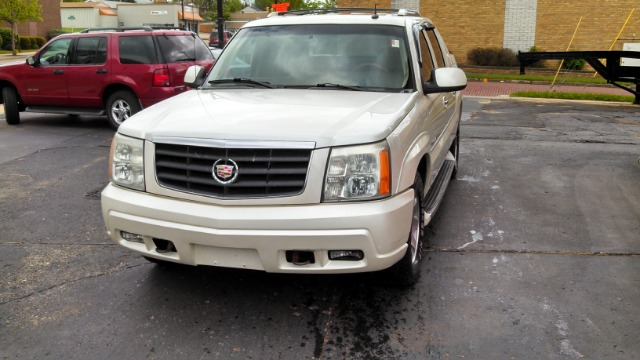 2003 Cadillac Escalade EXT 4dr 2.9L Twin Turbo AWD SUV