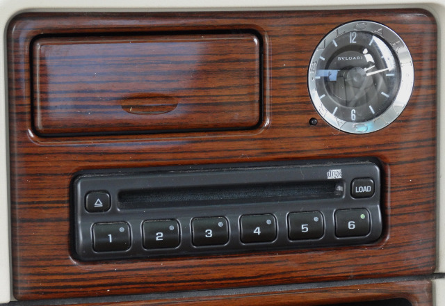 2003 Cadillac Escalade EXT Tech With Rear Entertainment