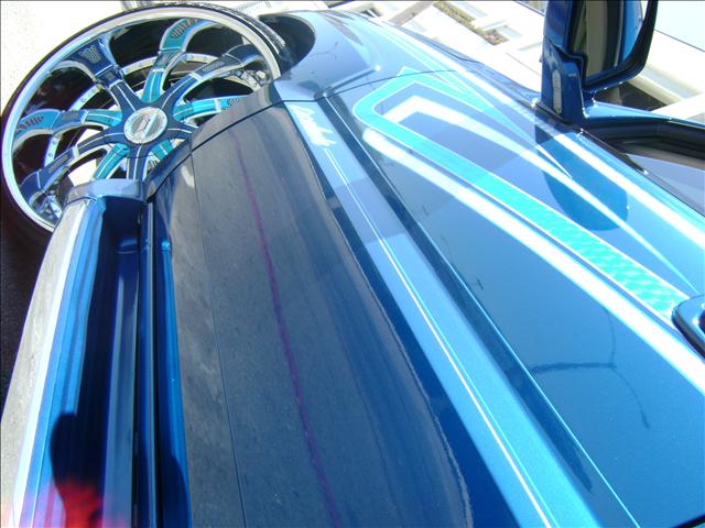 2003 Cadillac Escalade EXT Lariat Super Duty