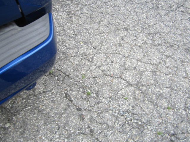 2003 Cadillac Escalade EXT Tech With Rear Entertainment