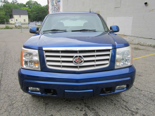 2003 Cadillac Escalade EXT Tech With Rear Entertainment