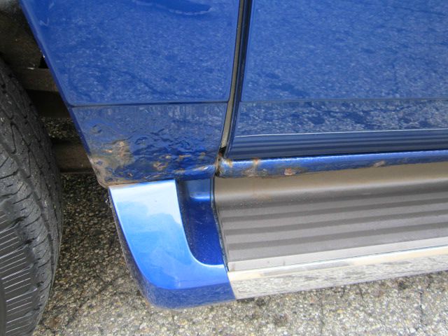 2003 Cadillac Escalade EXT Tech With Rear Entertainment