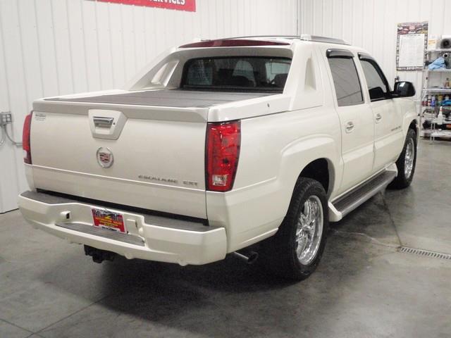 2005 Cadillac Escalade EXT Unknown